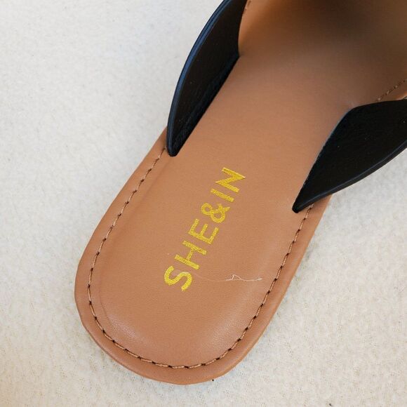 NWOT Shein black and tan flat sandals - Picture 9 of 10